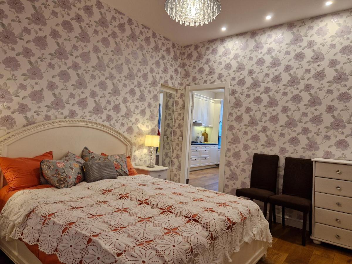 Lovely Apartment In Tallinn Old Town ภายนอก รูปภาพ